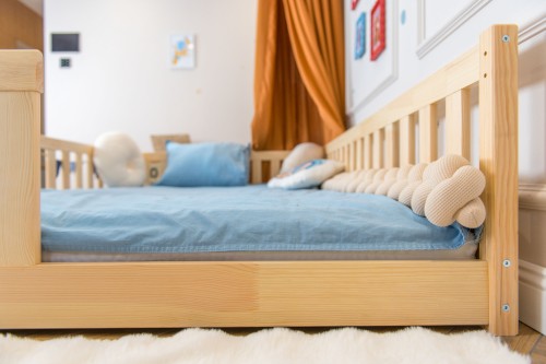 LEVI 140x200 borovica jednolůžková dětská postel Lano Nábytok