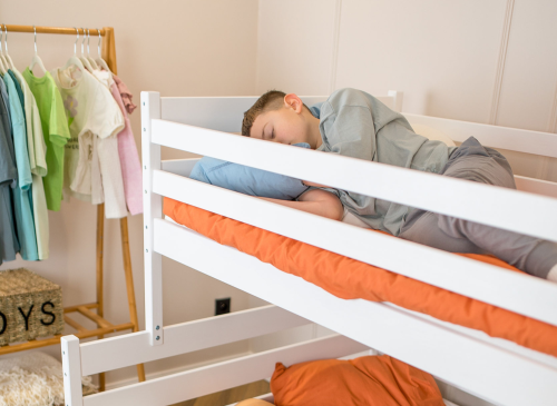 FAMI 90x200/120x200 Biela poschodová posteľ so širším lôžkom Lano Nábytok